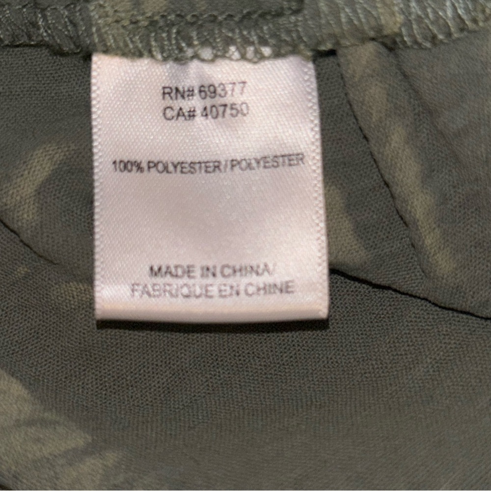 Madeline Jones light weight casual pants with draw string and pockets - Picture 8 of 9